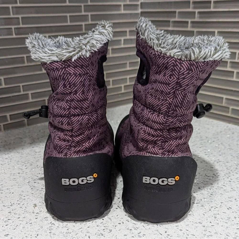 Bogs Kids B-moc puff Purple Dash Winter Boots Big Girls Size 4
